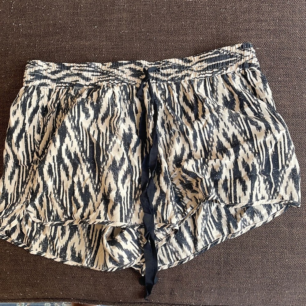 Shorts size M Womens